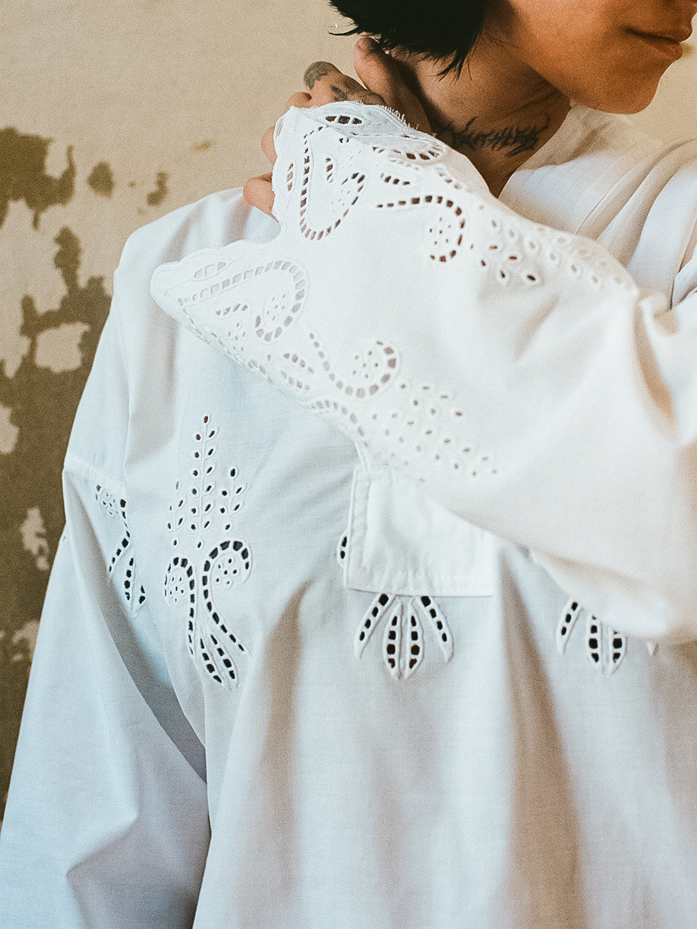 LACE TOP