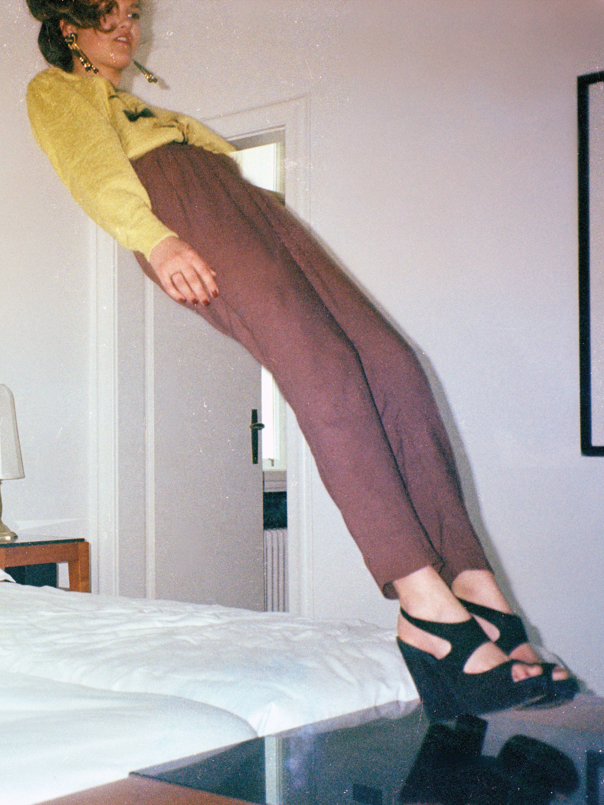 Anna falling