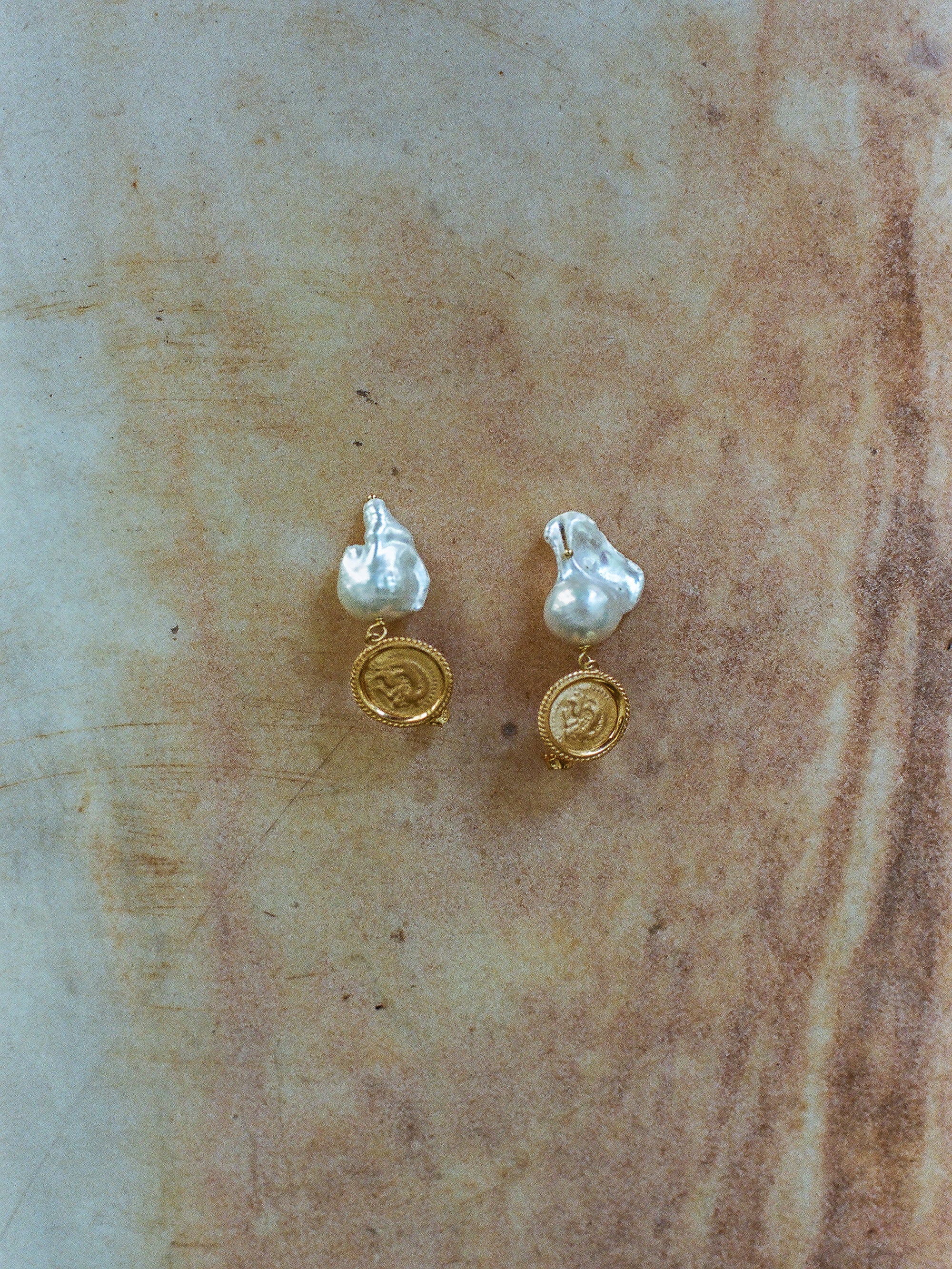 HERCULES LOST SEA EARRINGS