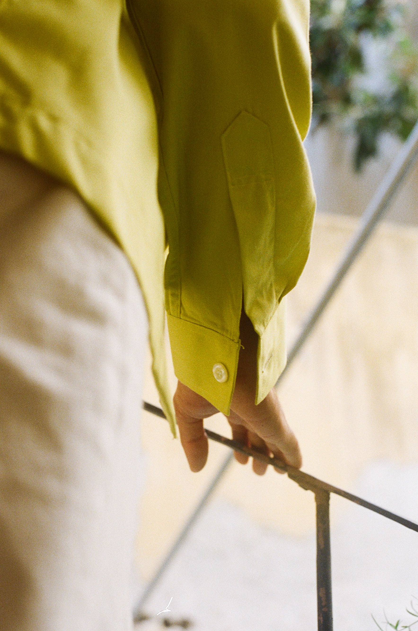 PAINTERS YELLOW SHIRT