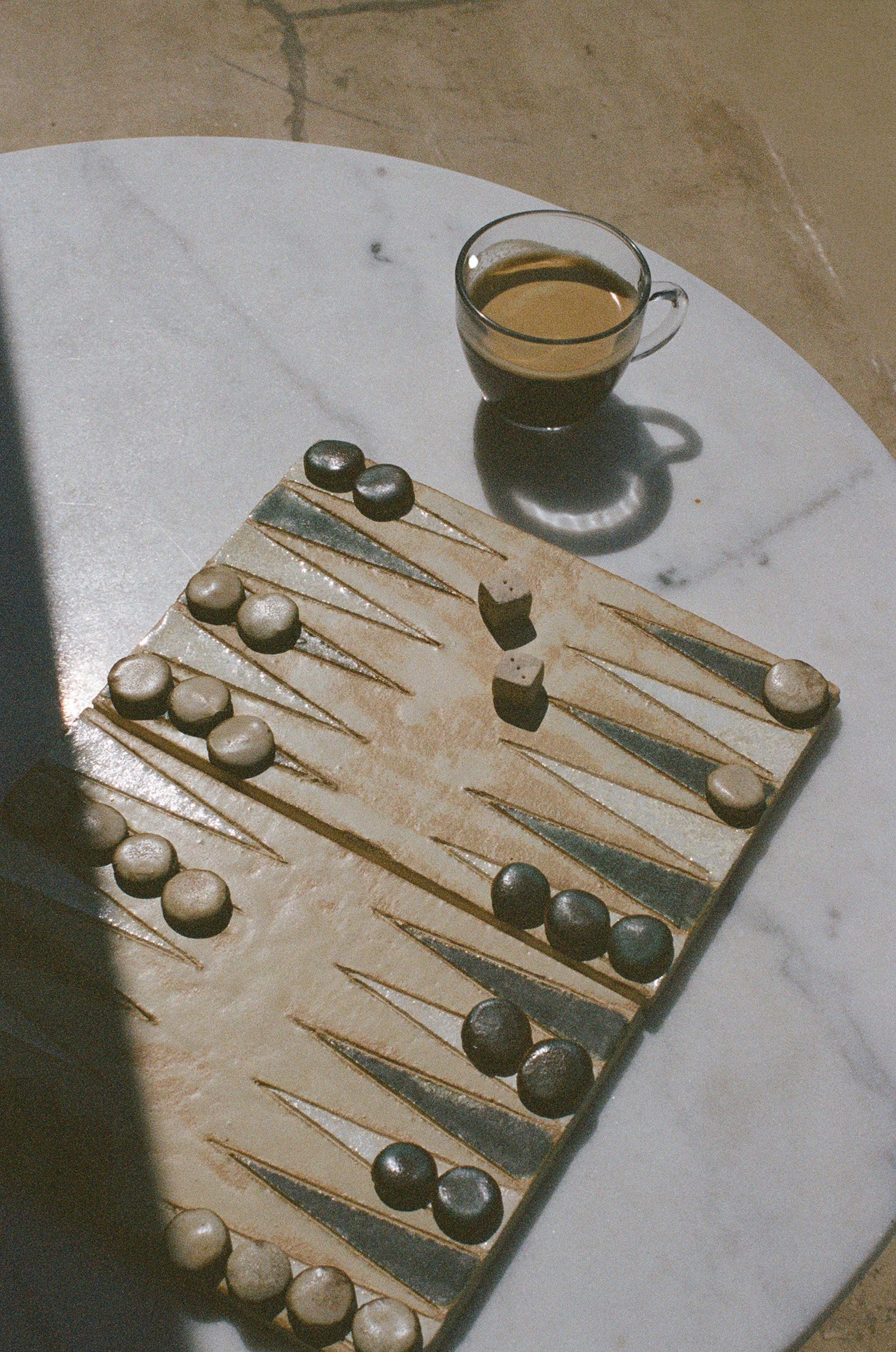 THE SOFT GREEN BACKGAMMON